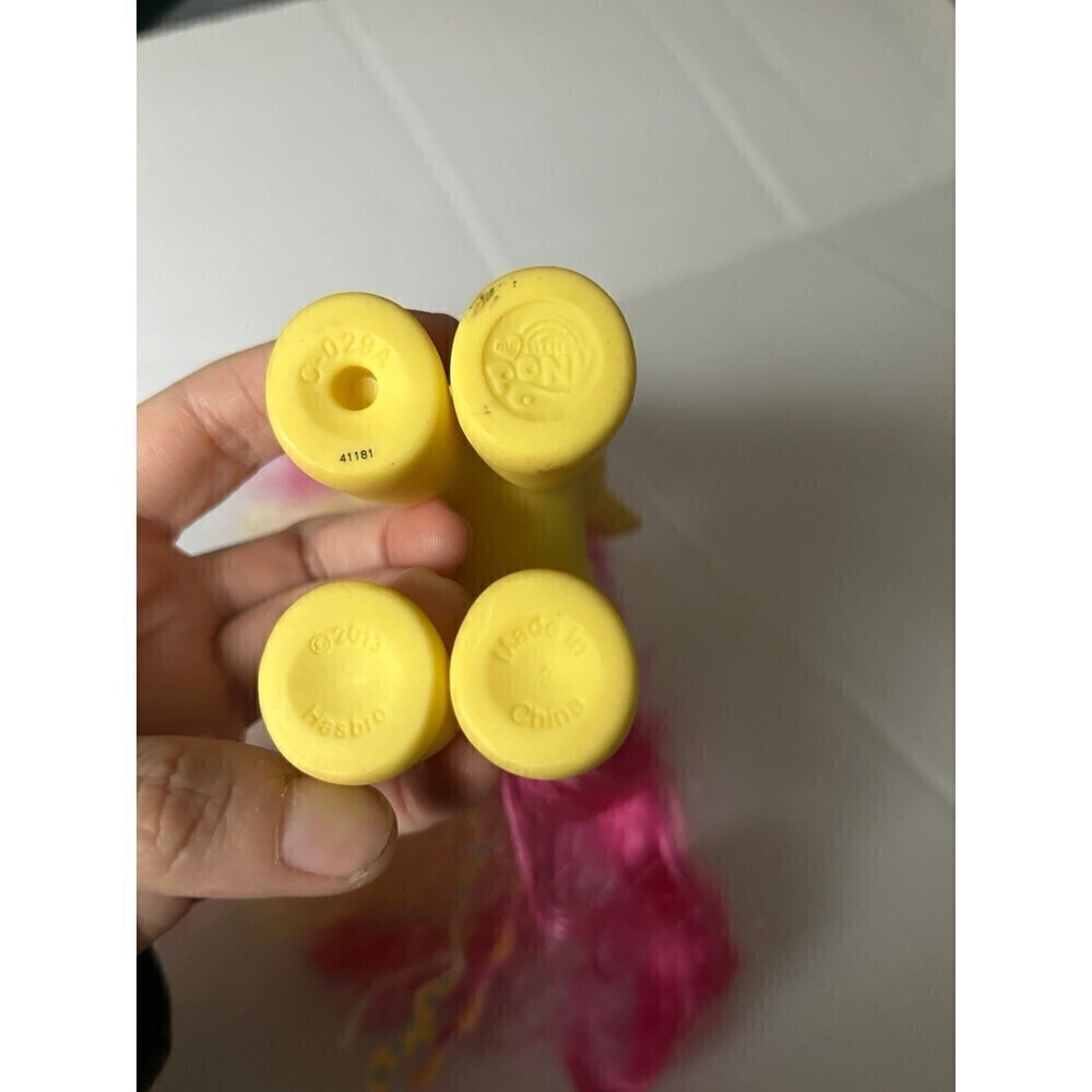 My Little Pony G4 FIM Fluttershy Figure Toy - Picture 7 of 8